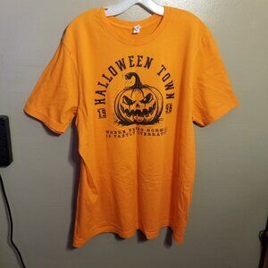 NEW Halloween Town Short Sleeve T-Shirt, 2XL